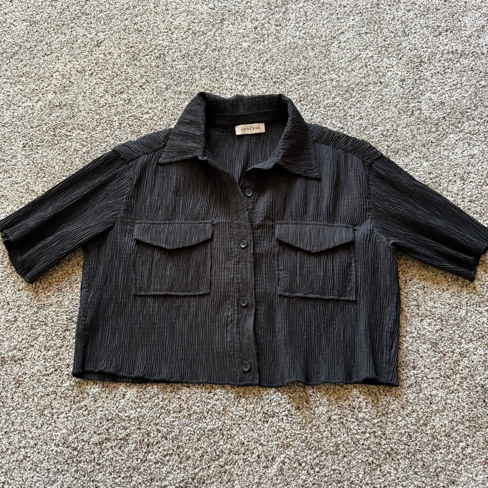 Anine Bing Scout Button-Front Short Sleeve Crop Top